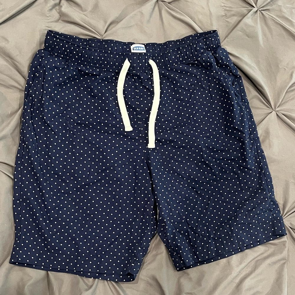 Mens Old Navy Polka Dot Shorts - Size Medium